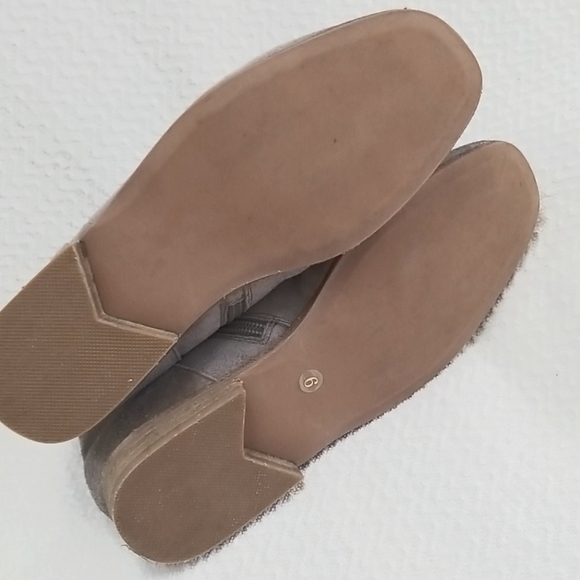 Jeffrey Campbell Speir Ankle Suede Booties - Picture 10 of 10